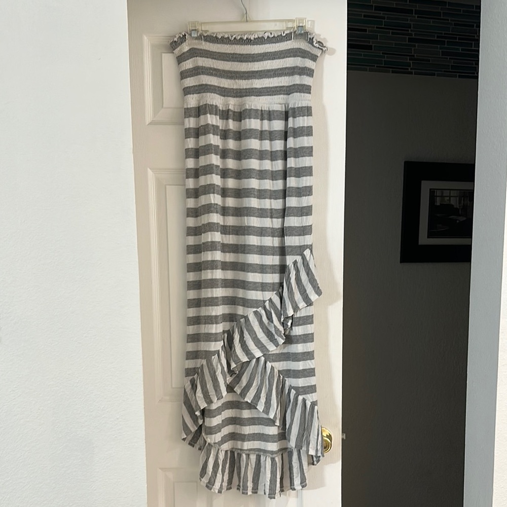 Pink Rose Asymmetrical Ruffled Gray and White Maxi Skirt